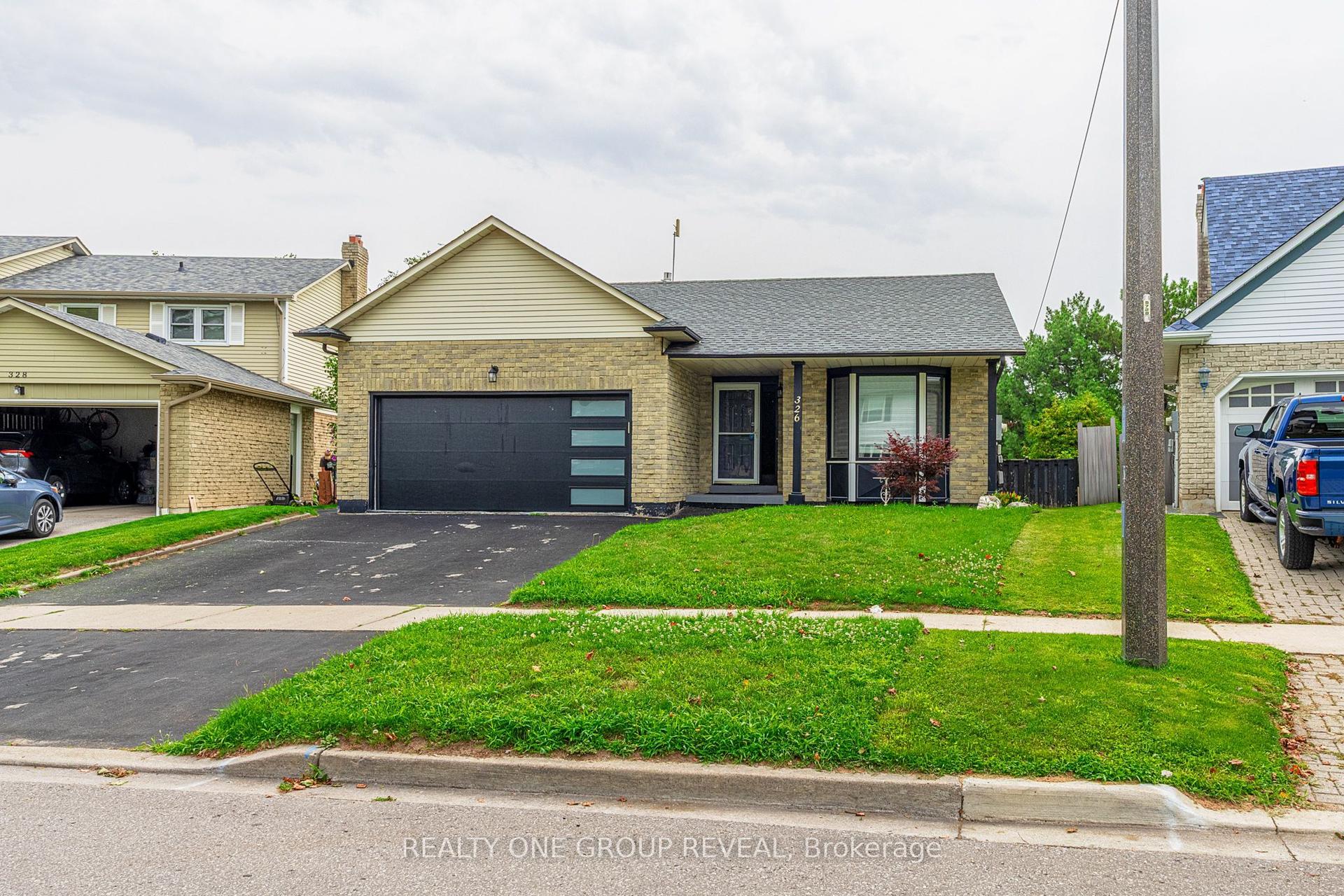 326 Prince Of Wales Drive, Whitby — Detached for lease, photo 1