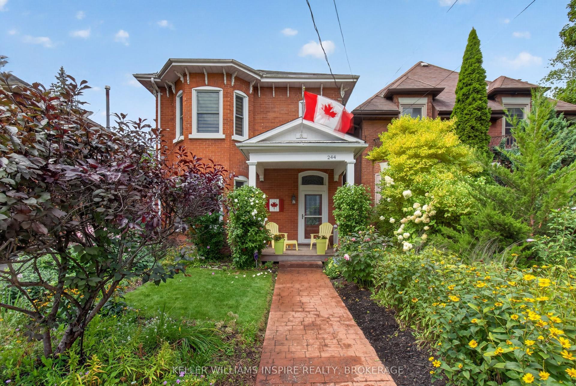 244 George Street, Belleville — Detached for sale, photo 1