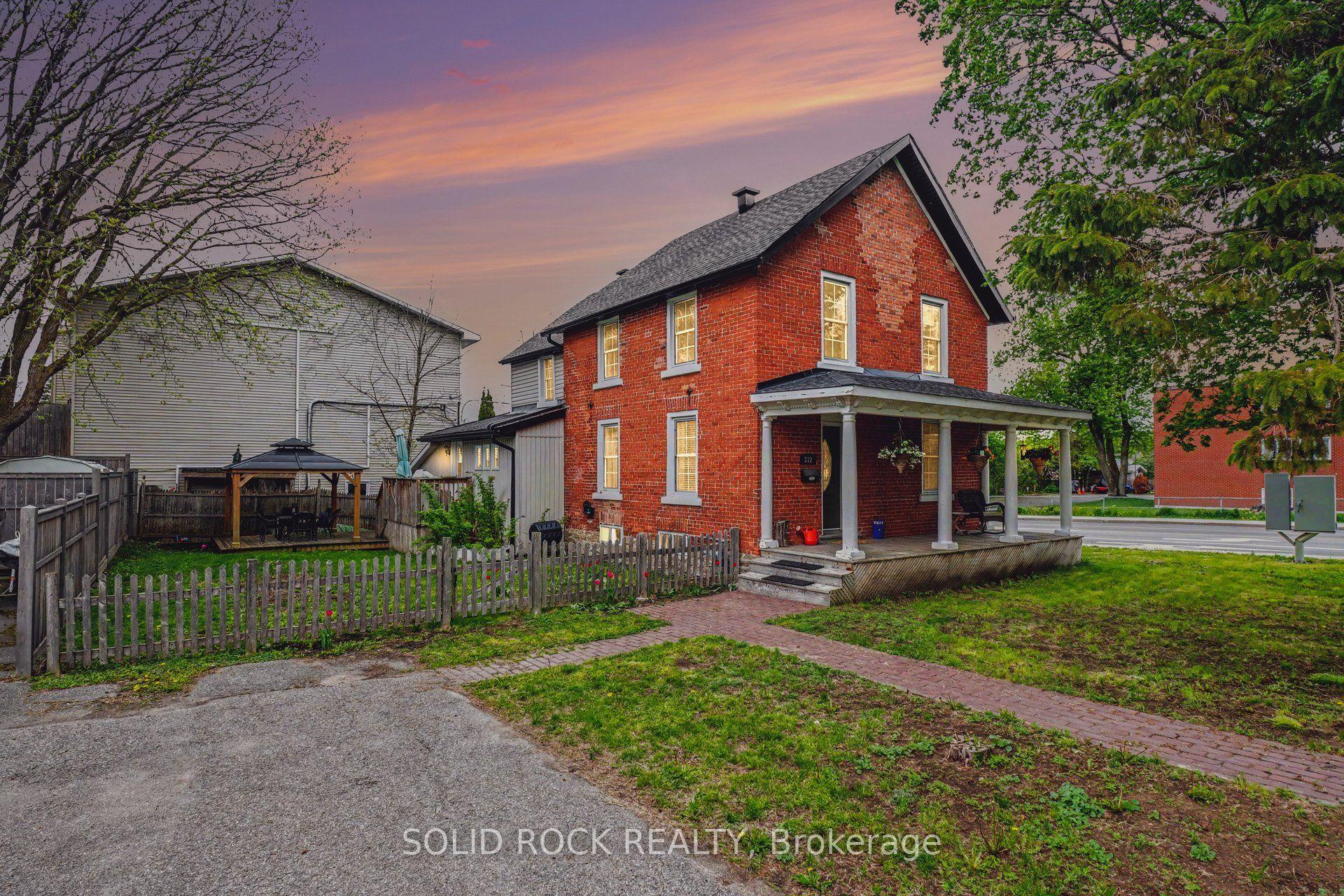 312 Bridge Street — photo 1