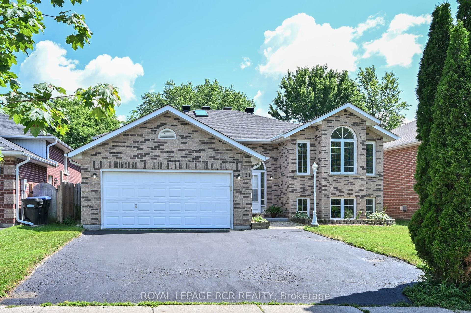 31 English Drive, New Tecumseth — Detached for sale, photo 1