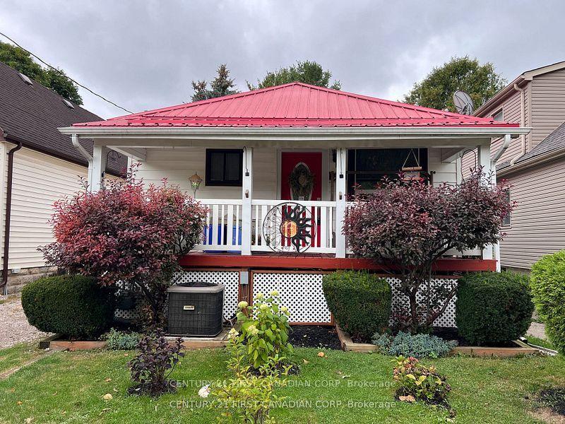 55 Linwood Street — photo 1