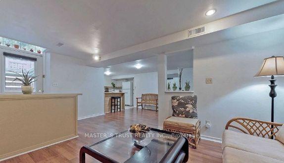 481 Luzon Crescent — photo 1