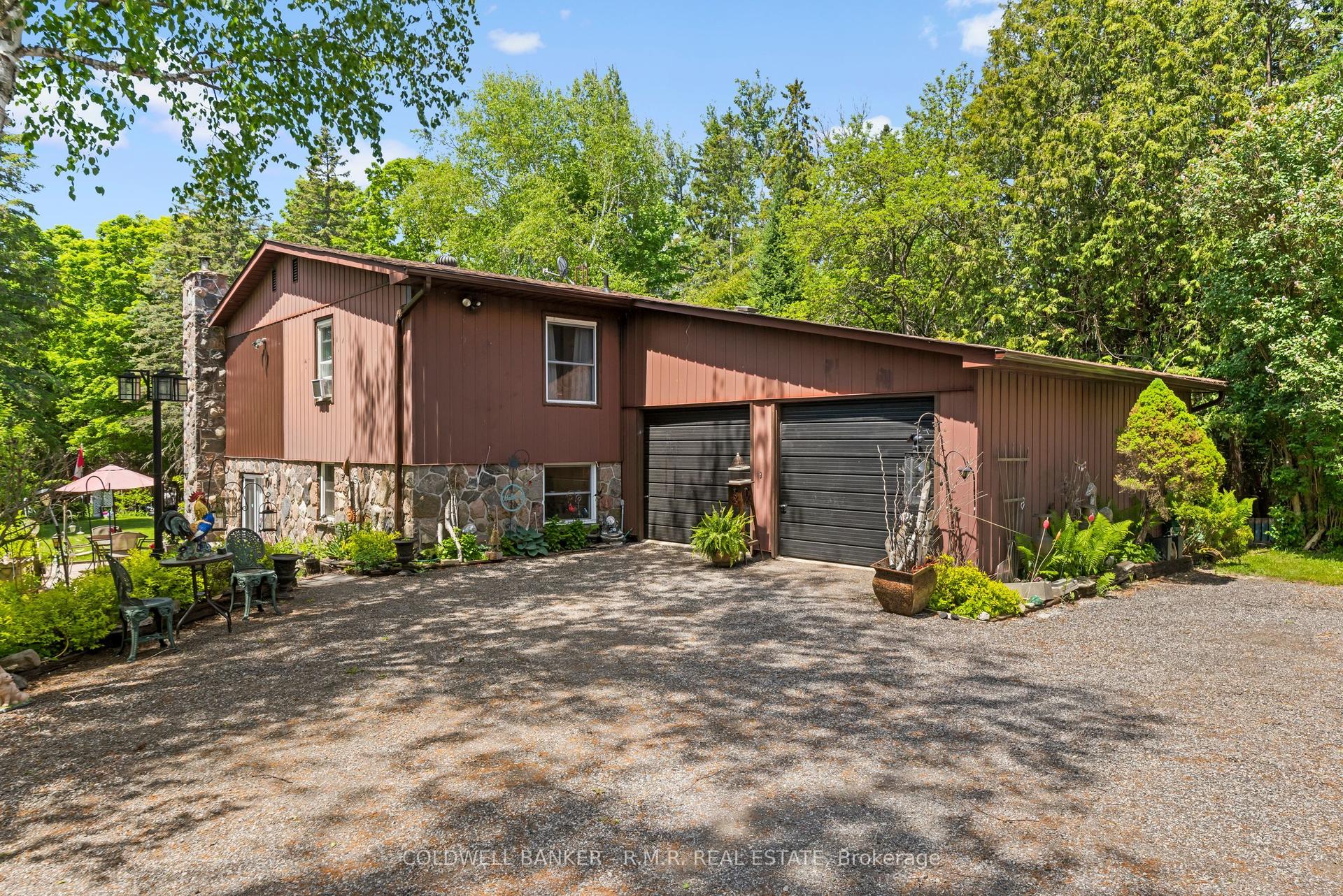 204 Acton Road — photo 1