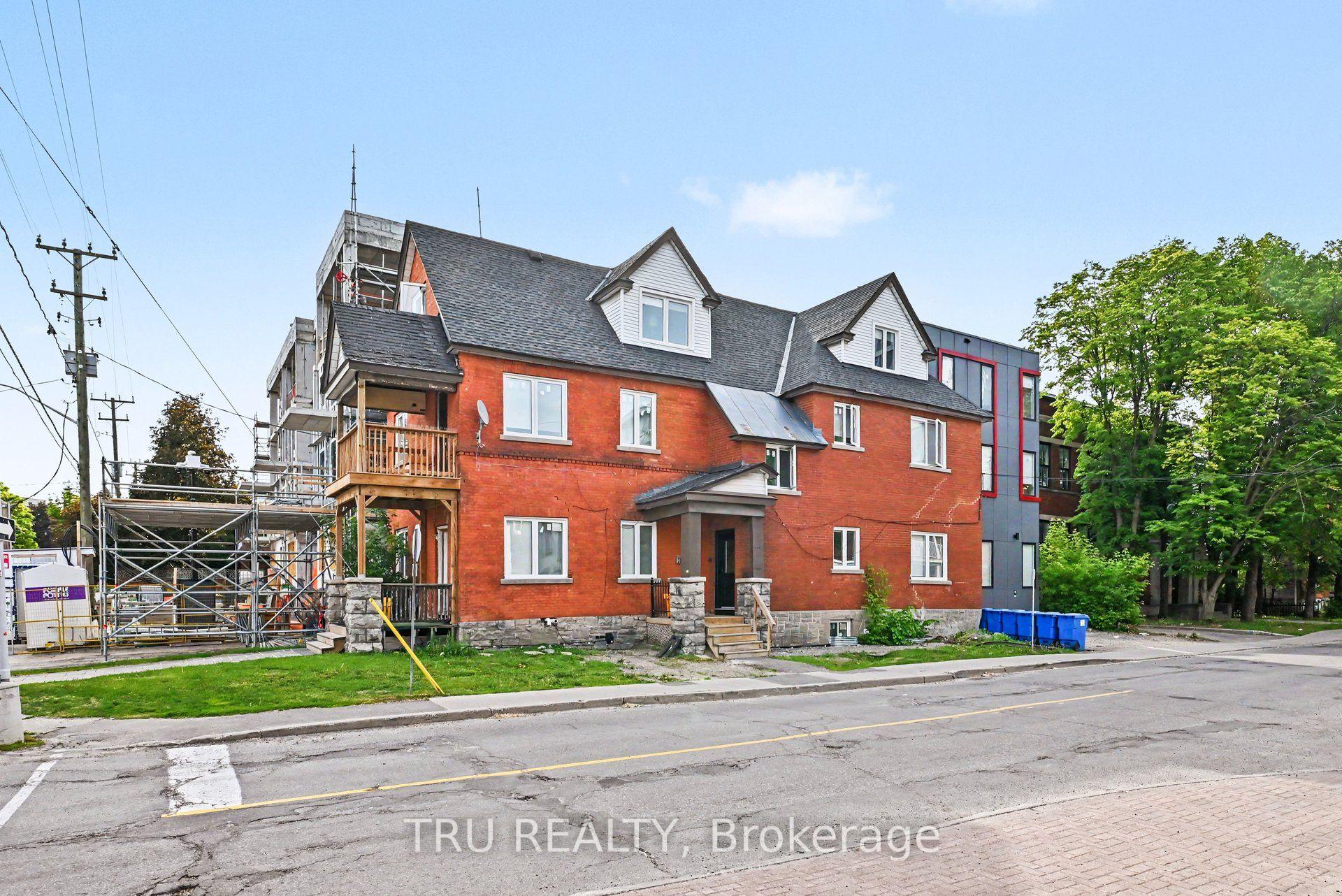 351 Friel Street, Lower Town - Sandy Hill — Multiplex for sale, photo 1