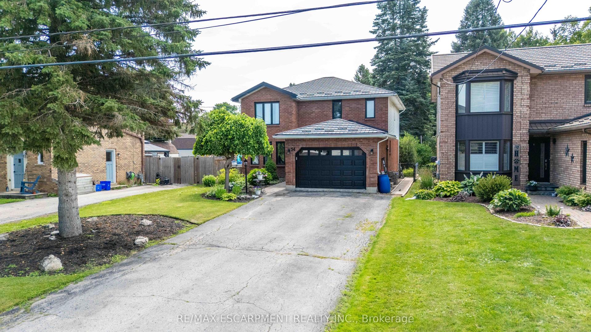 54 SELKIRK Street, Haldimand — Detached for sale, photo 1