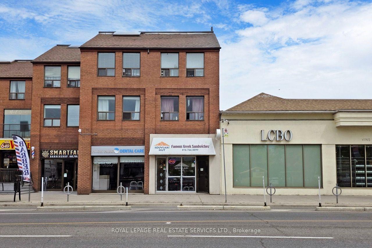2184 Bloor Street W — photo 1