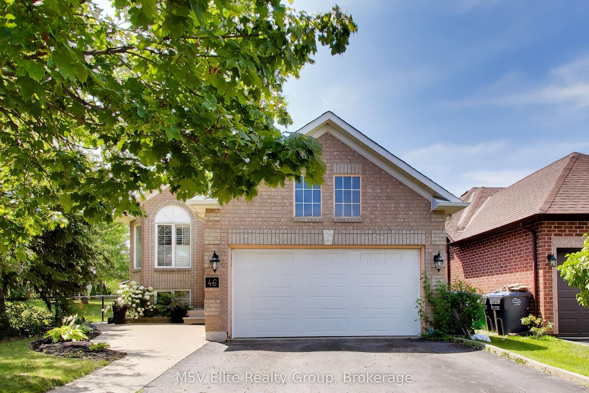 46 Royal Orchard Drive, Brampton — Detached for sale, photo 1