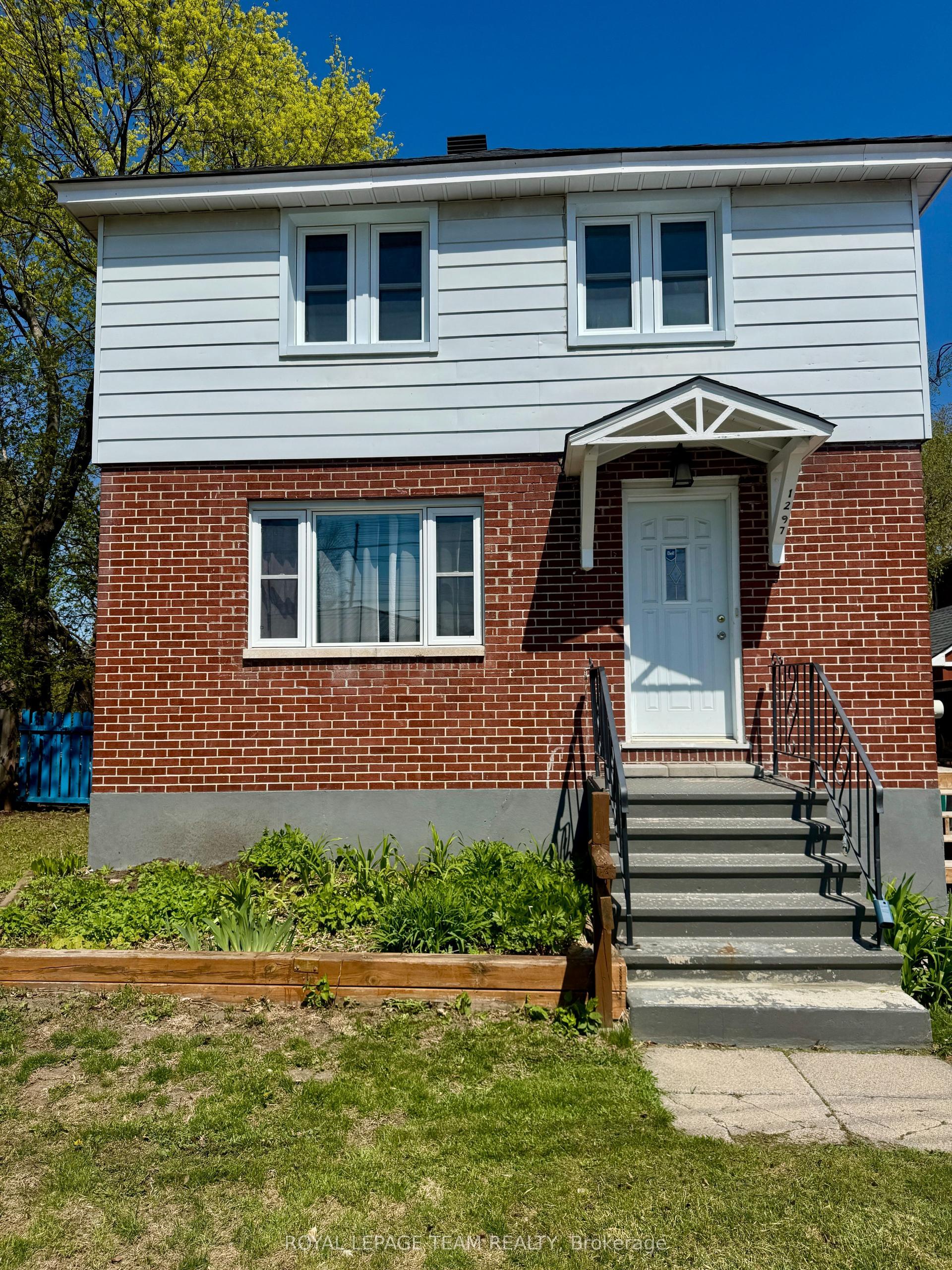 1297 Kitchener Avenue — photo 1