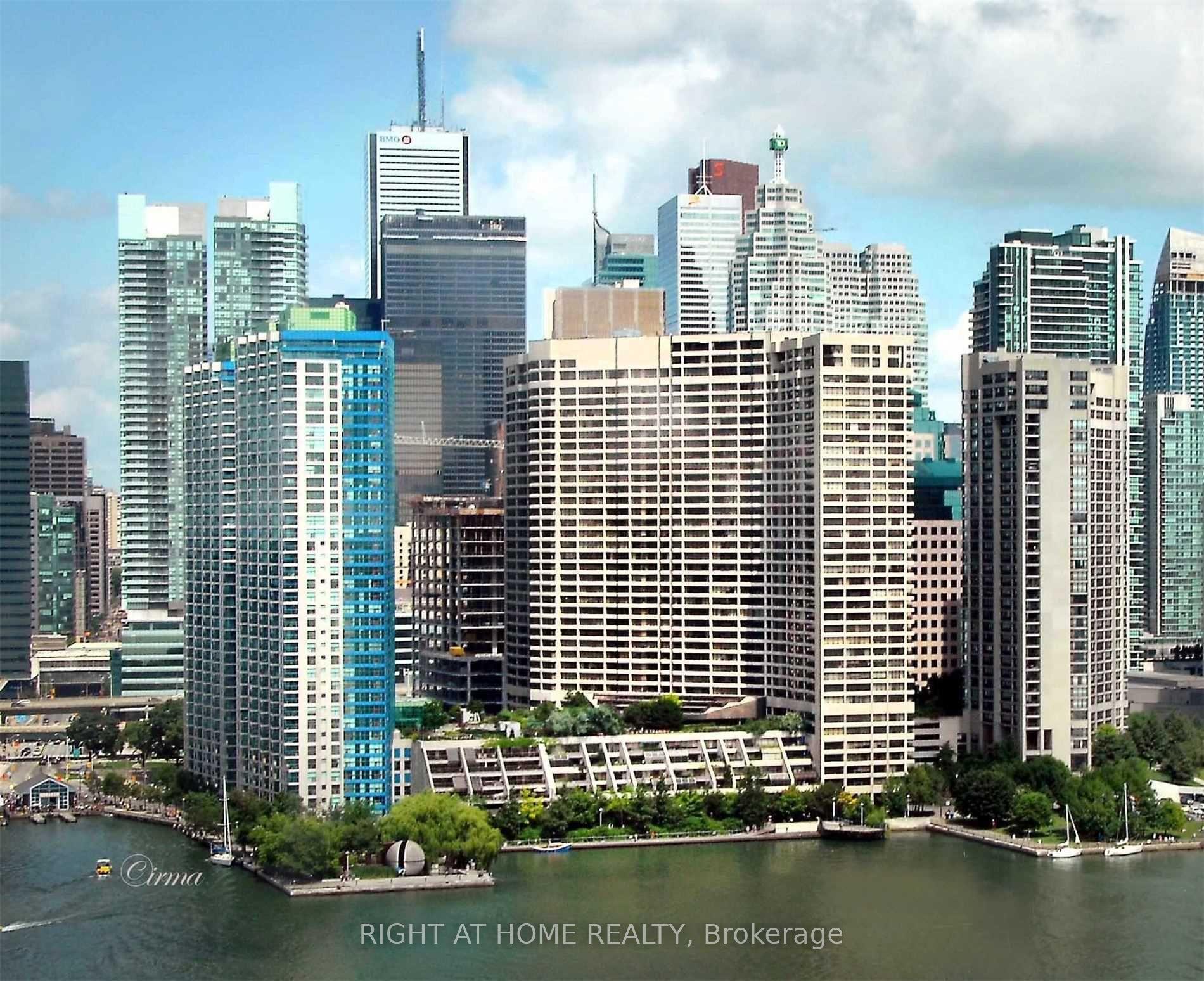 65 Harbour Square 2009 #2009 — photo 1