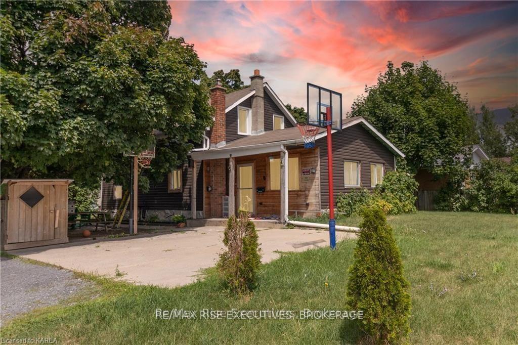 96 Drennan Street — photo 1