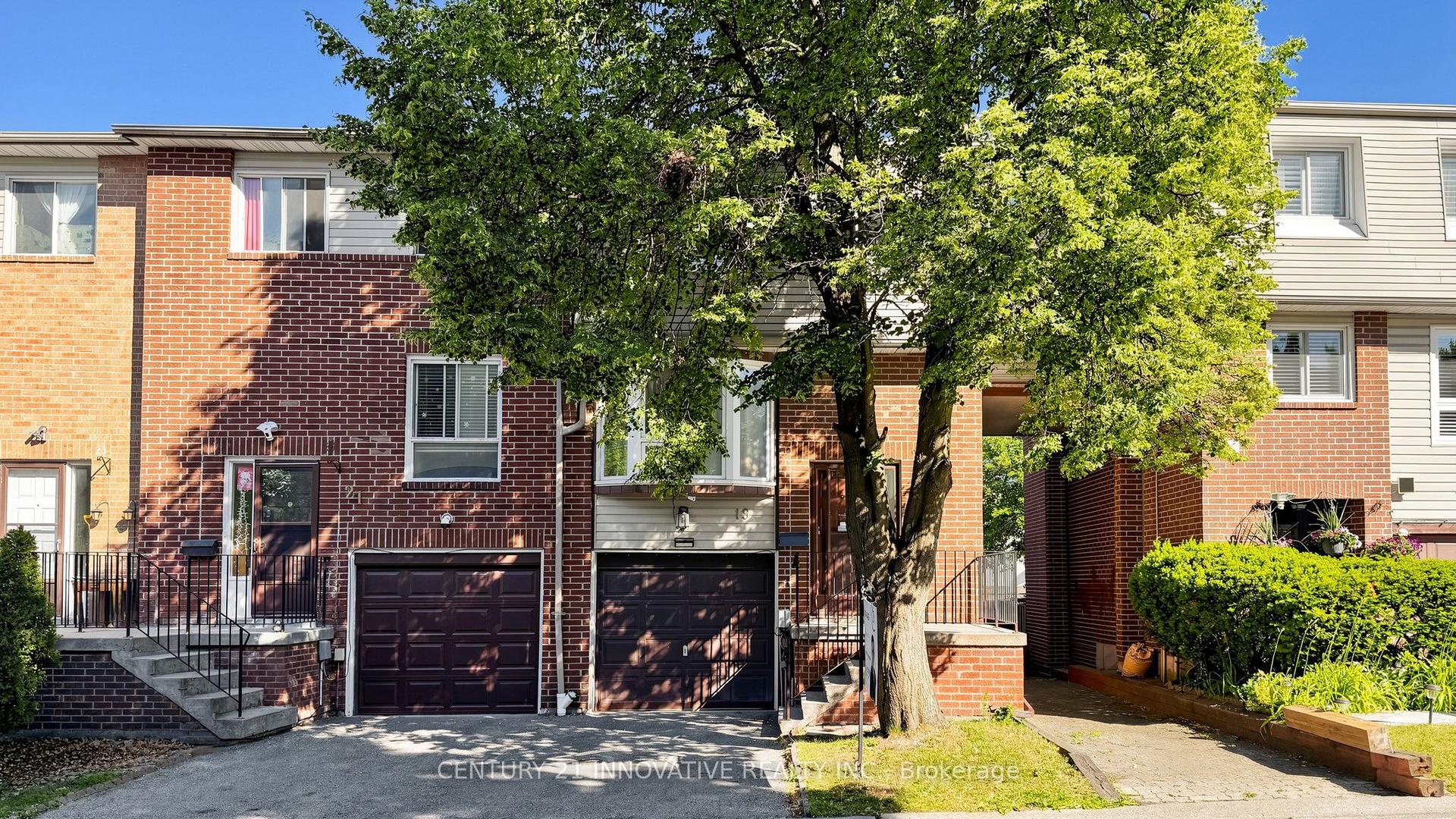 33 Dundalk Drive 19 #19, Toronto — Condo Town for sale, photo 1