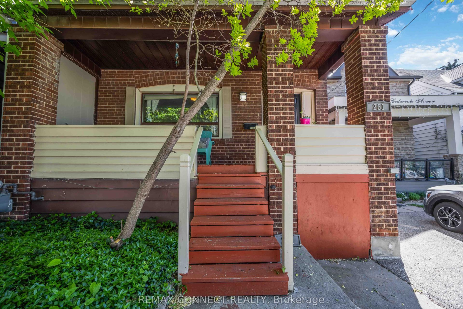261 Cedarvale Avenue — photo 1
