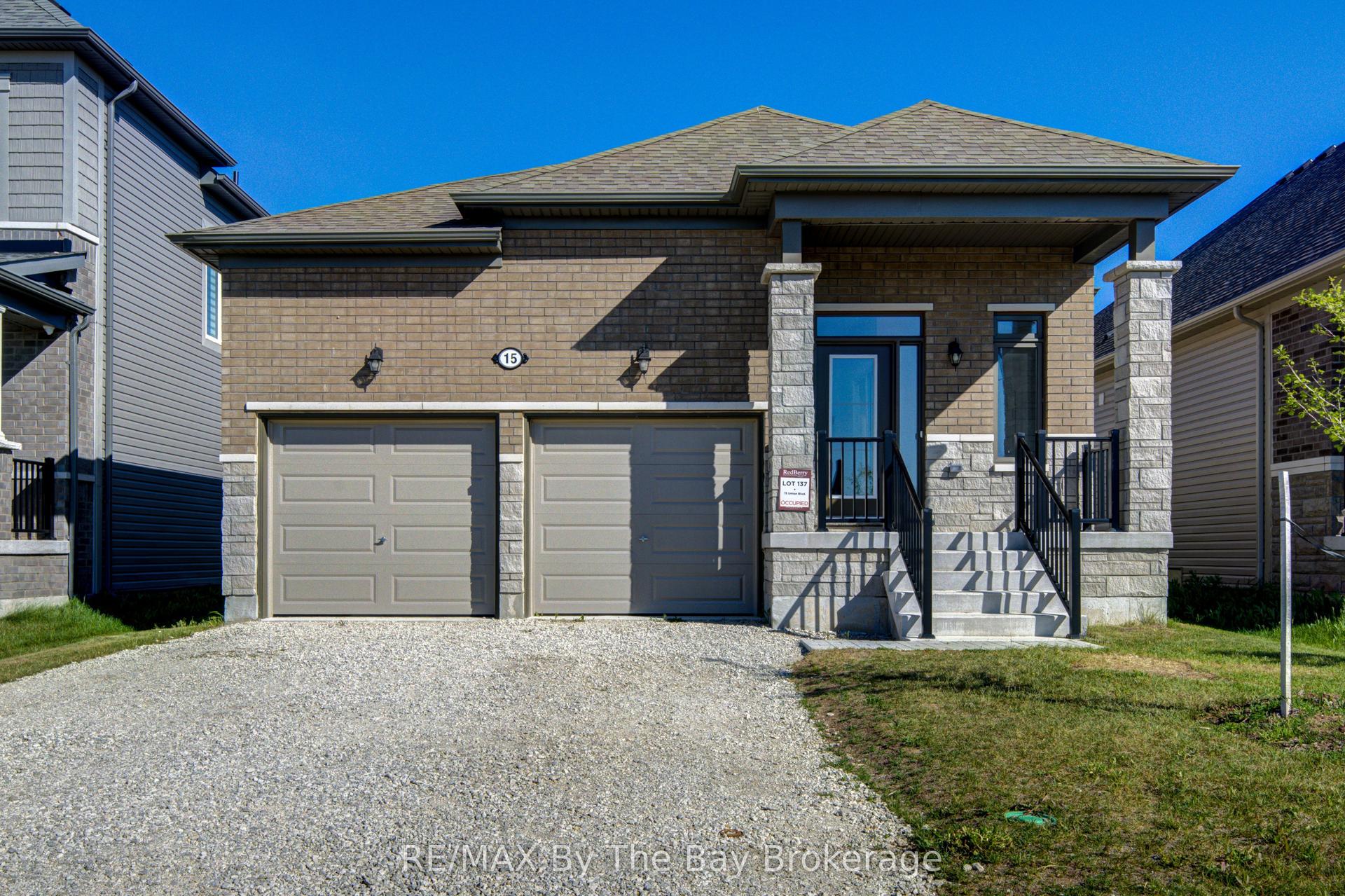15 Union Boulevard — photo 1