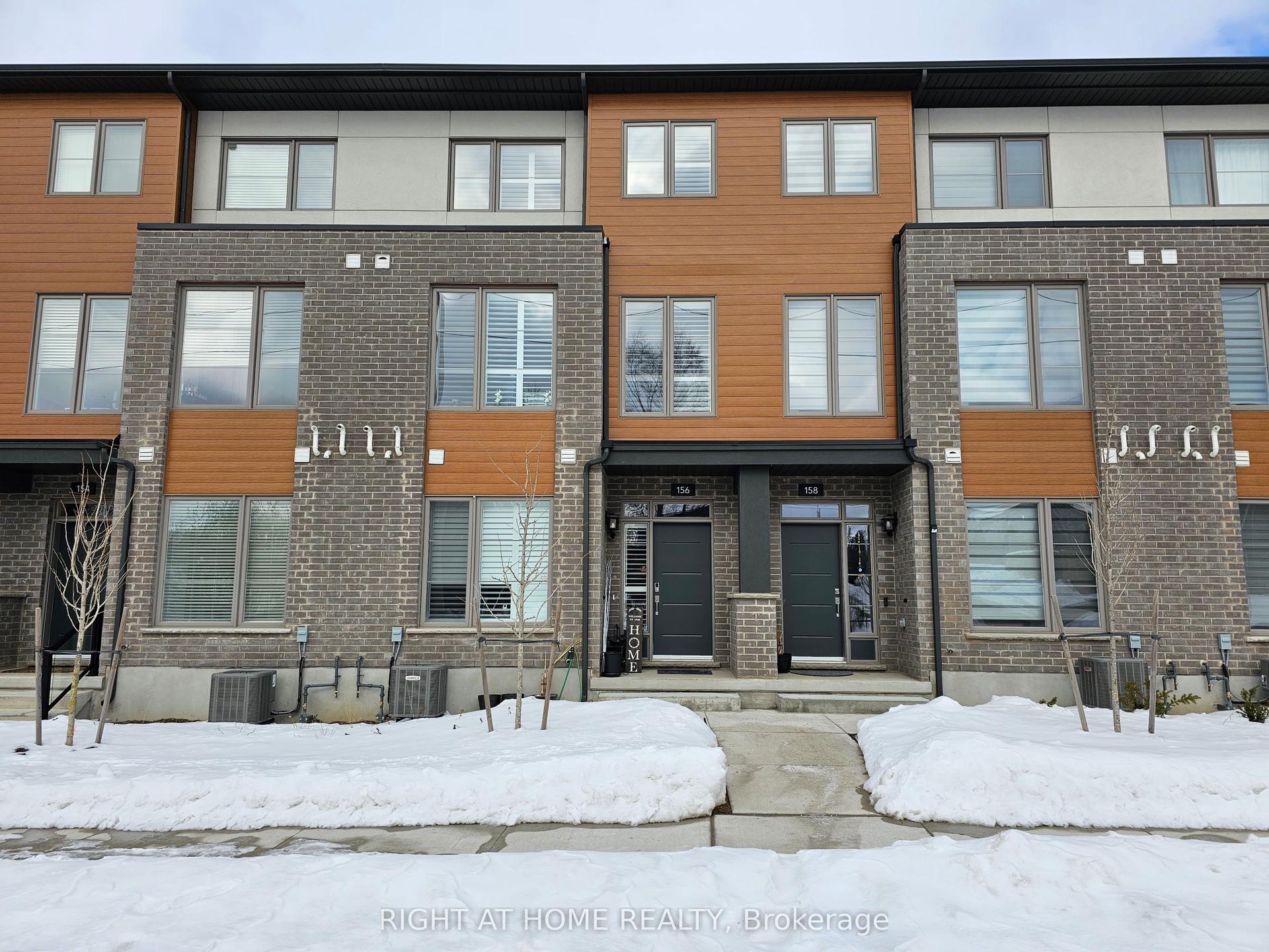156 Huron Street, Guelph — Condo Town for lease, photo 1