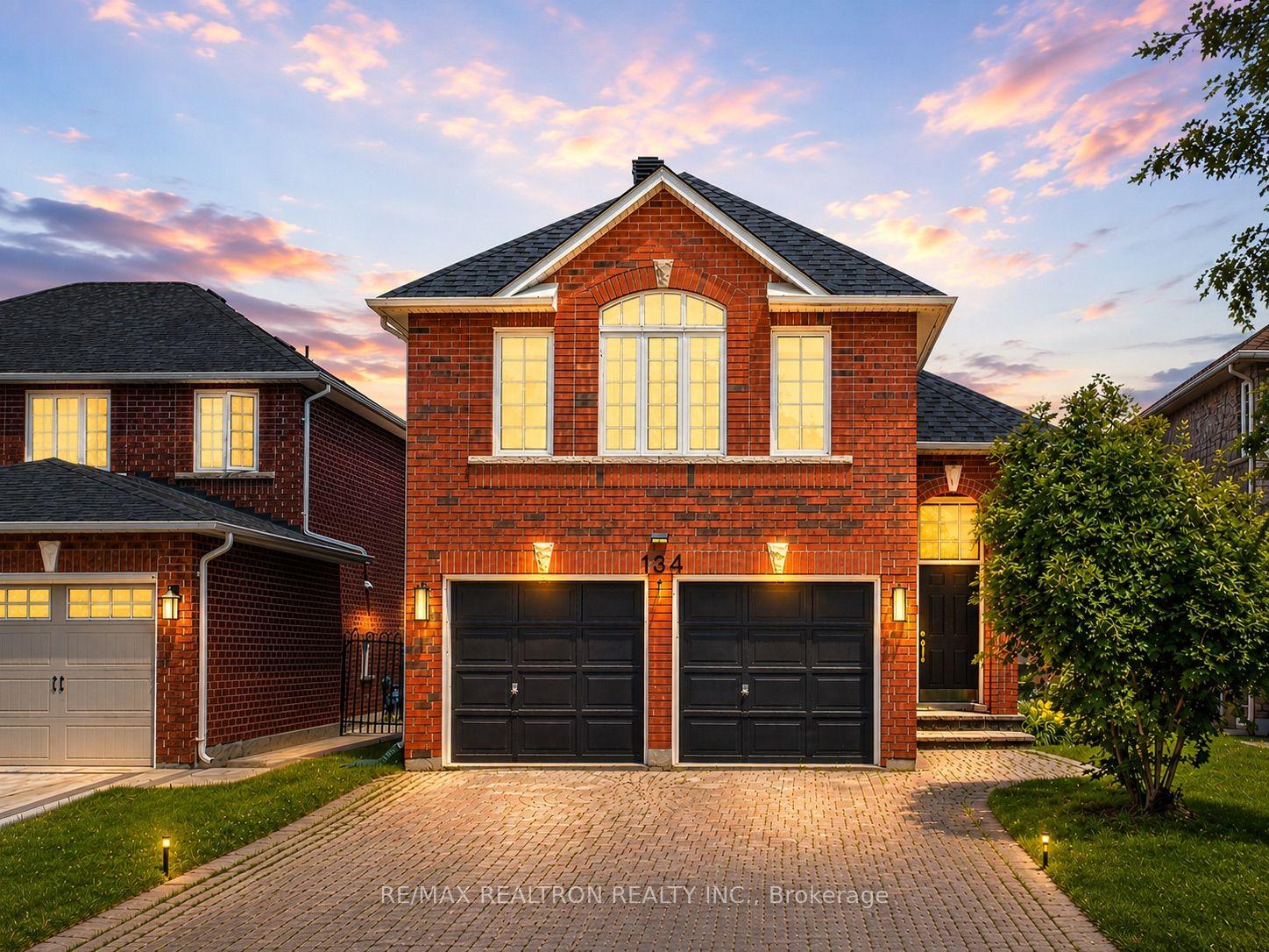 134 Humberland Drive, Richmond Hill — Detached for sale, photo 1
