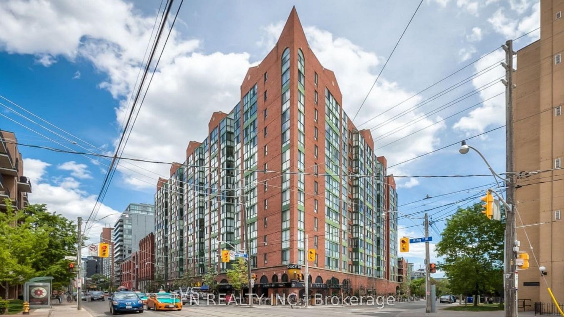 801 King Street W 712 #712 — photo 1
