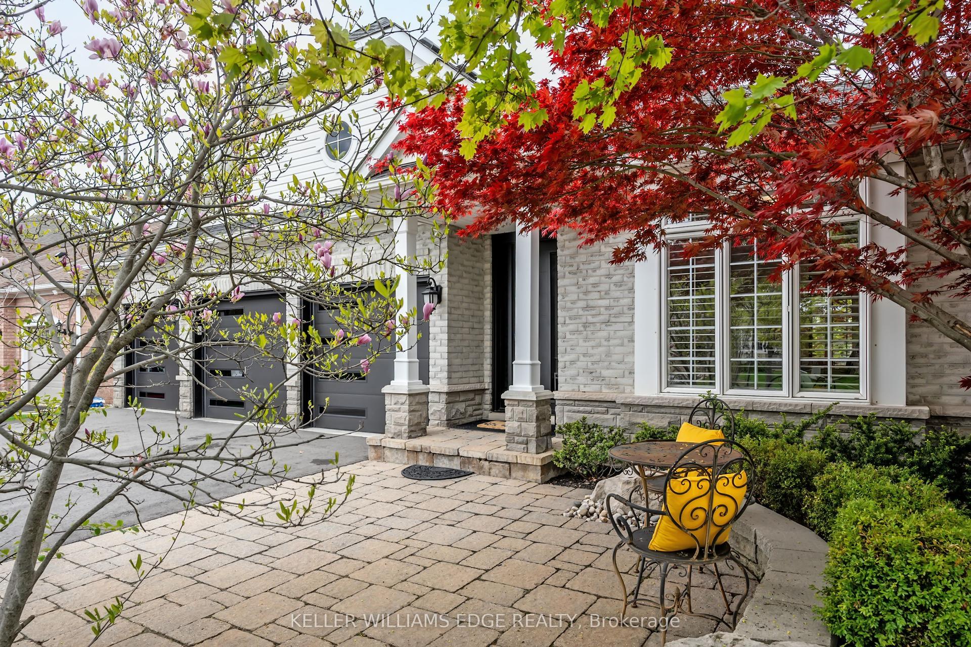 4285 Couples Crescent, Burlington — Detached for sale, photo 1