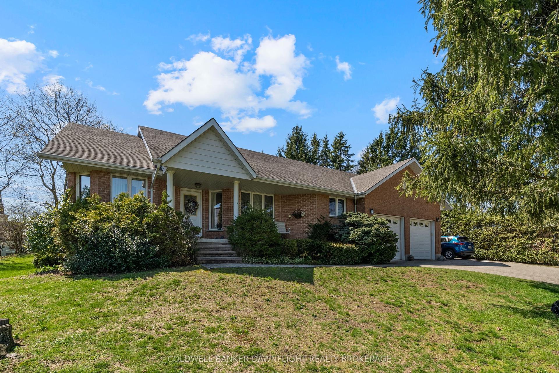 6 Durand Court — photo 1