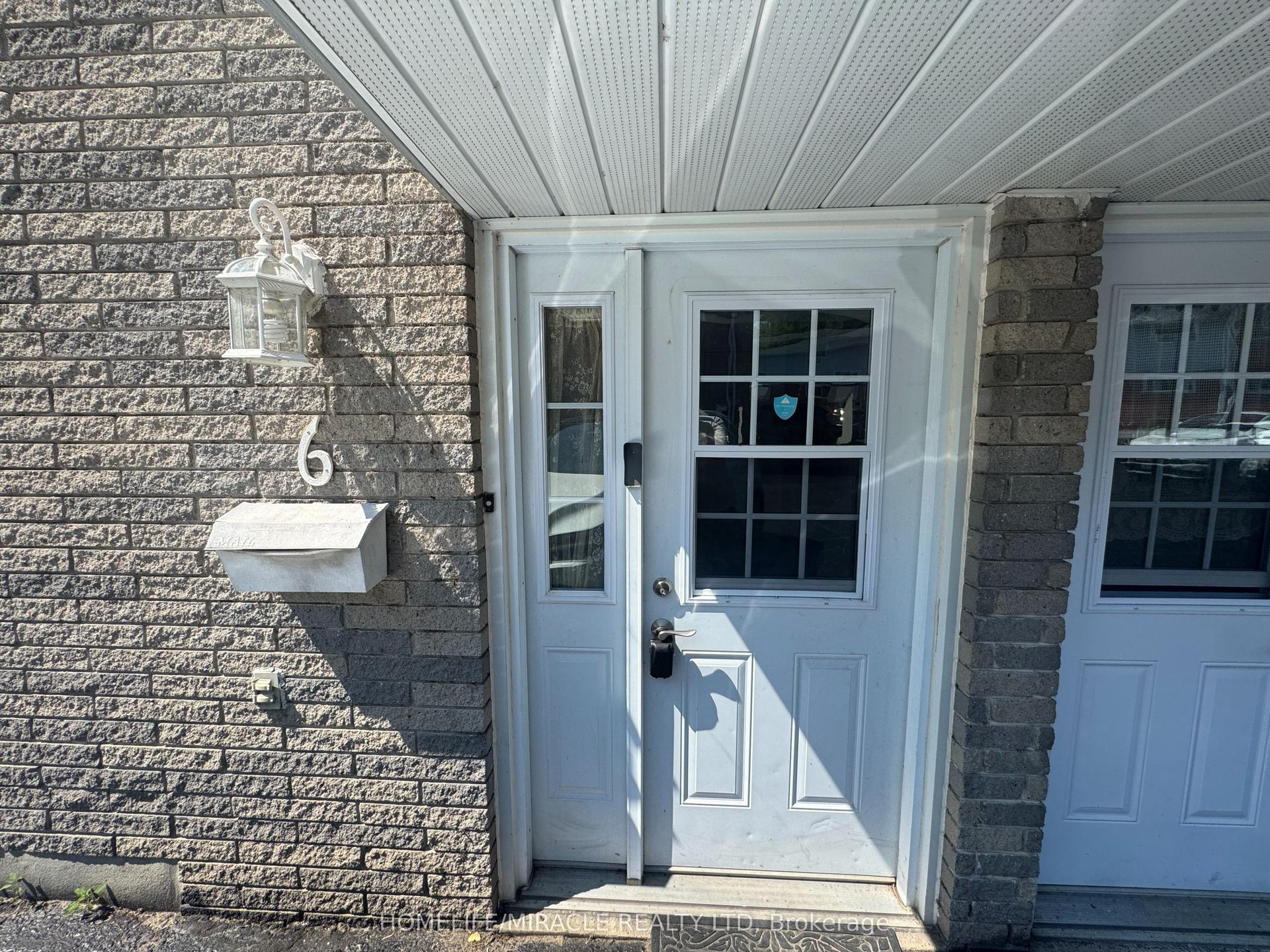 893 Lakeshore Drive 6 #6, North Bay — Condo Town for sale, photo 1