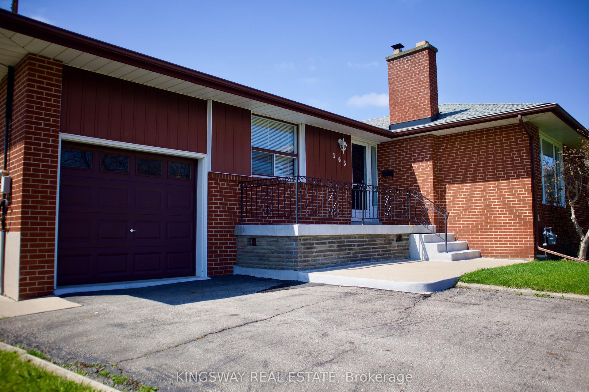 163 Floradale Drive — photo 1