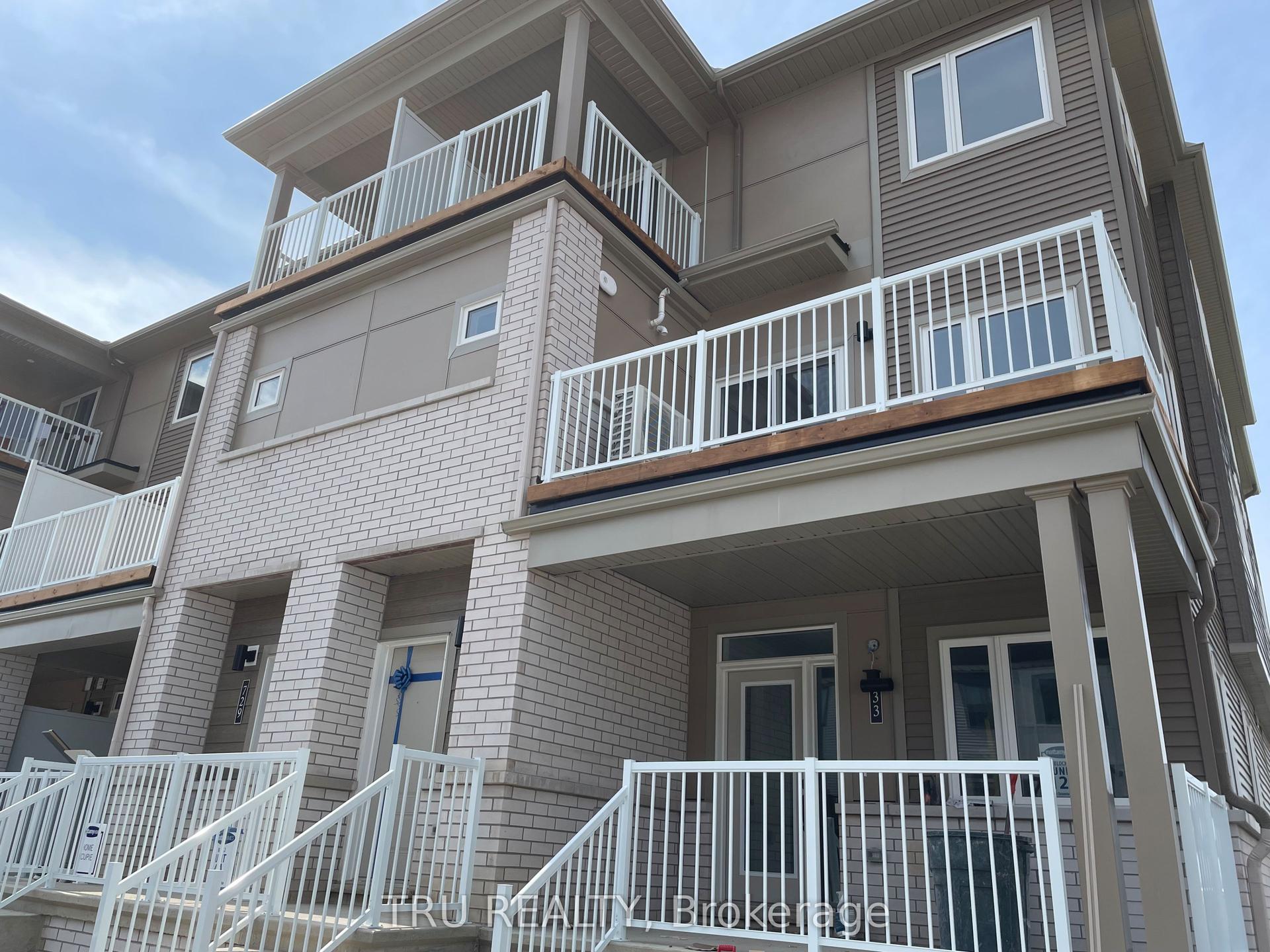 731 CHROMITE Private — photo 1