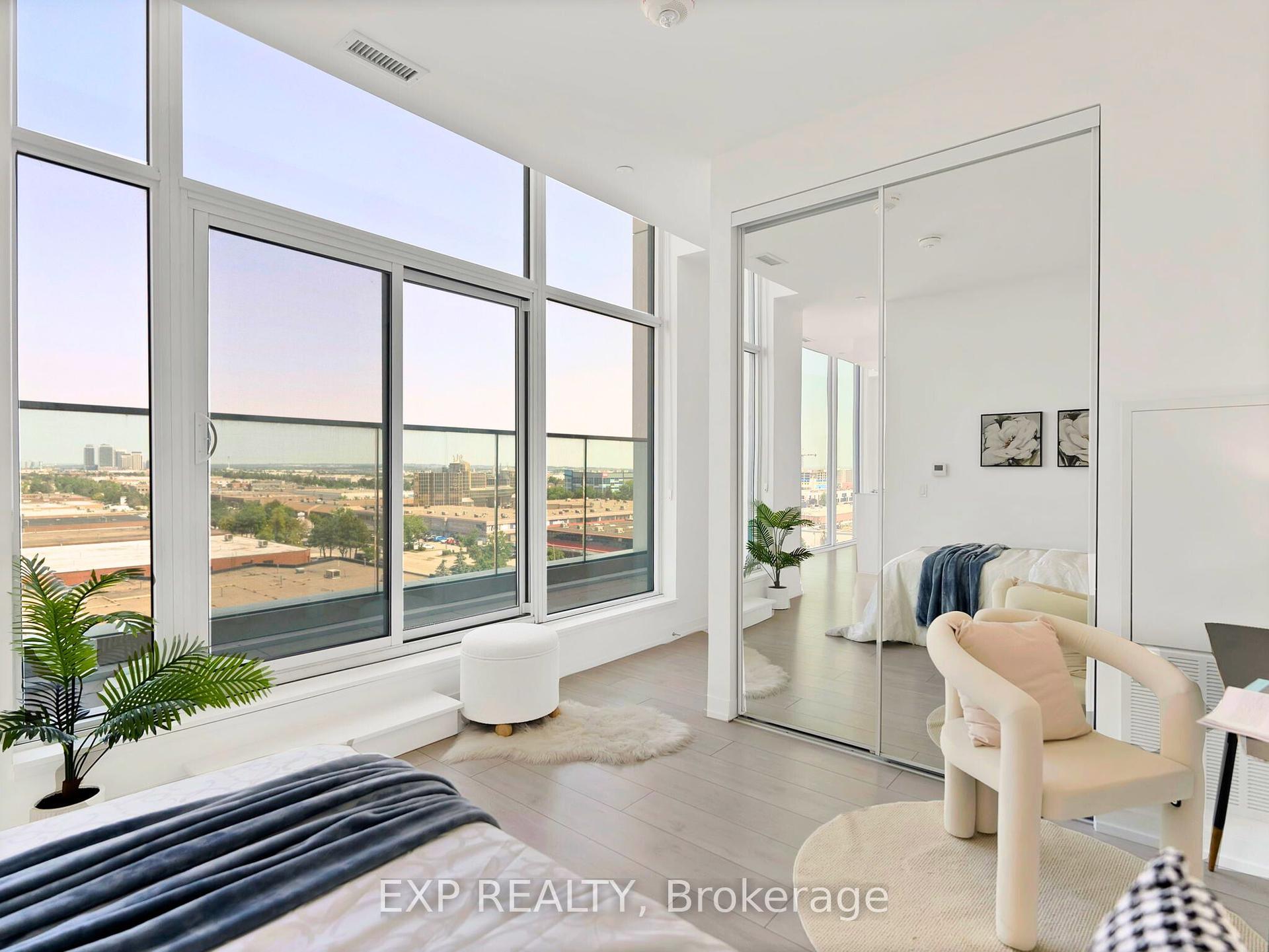 950 Portage Parkway Unit 811 #Unit 811 — photo 1