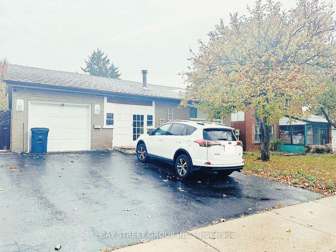 5 Lockdare Street BSMT #BSMT, Toronto — Detached for lease, photo 1