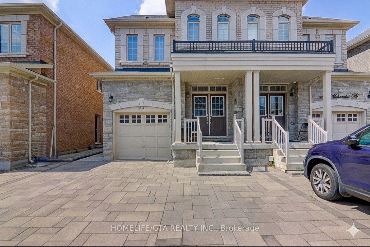 42 Mohandas Drive — photo 1