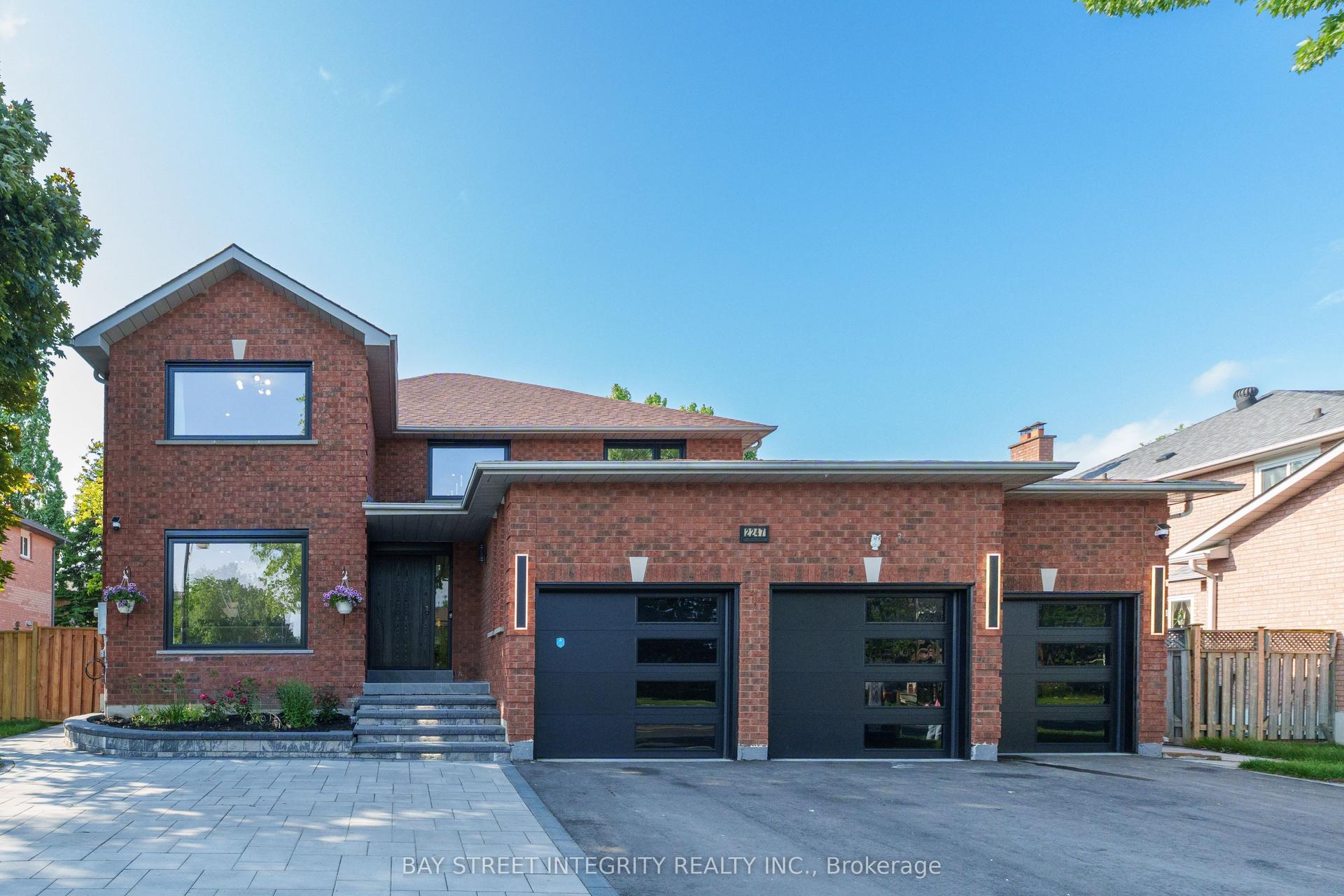 2247 Rodick Road — photo 1
