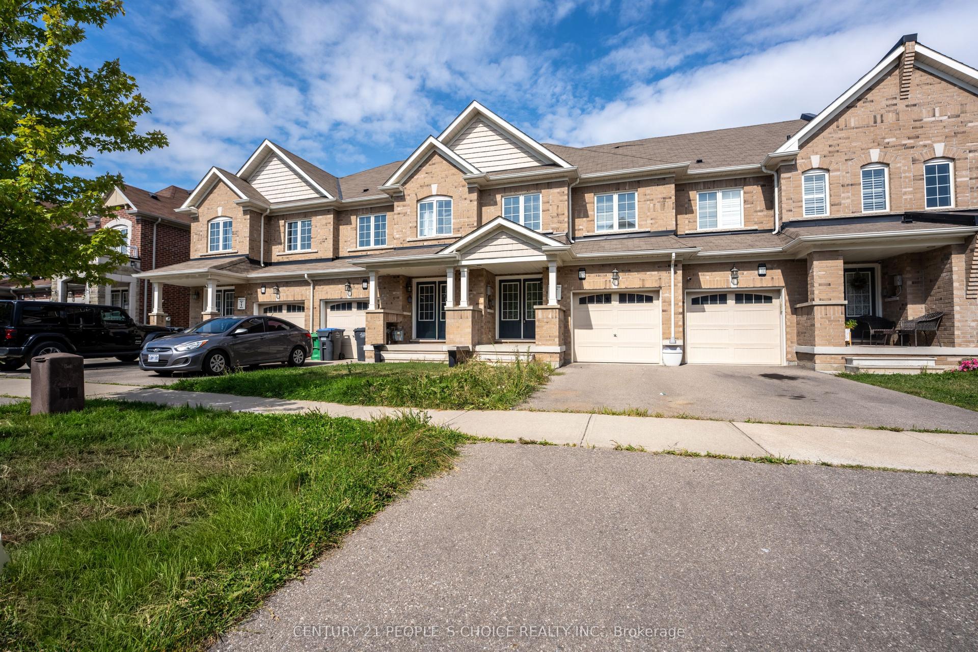 108 Golden Spring Drive, Brampton — Townhouse for sale, photo 1
