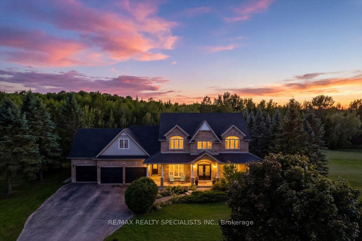 14 Devonleigh Drive — photo 1