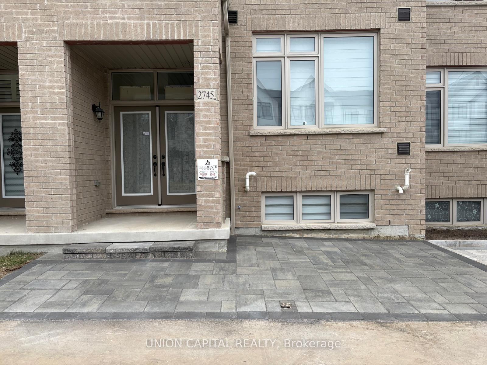 2745 Peter Matthews Drive — photo 1