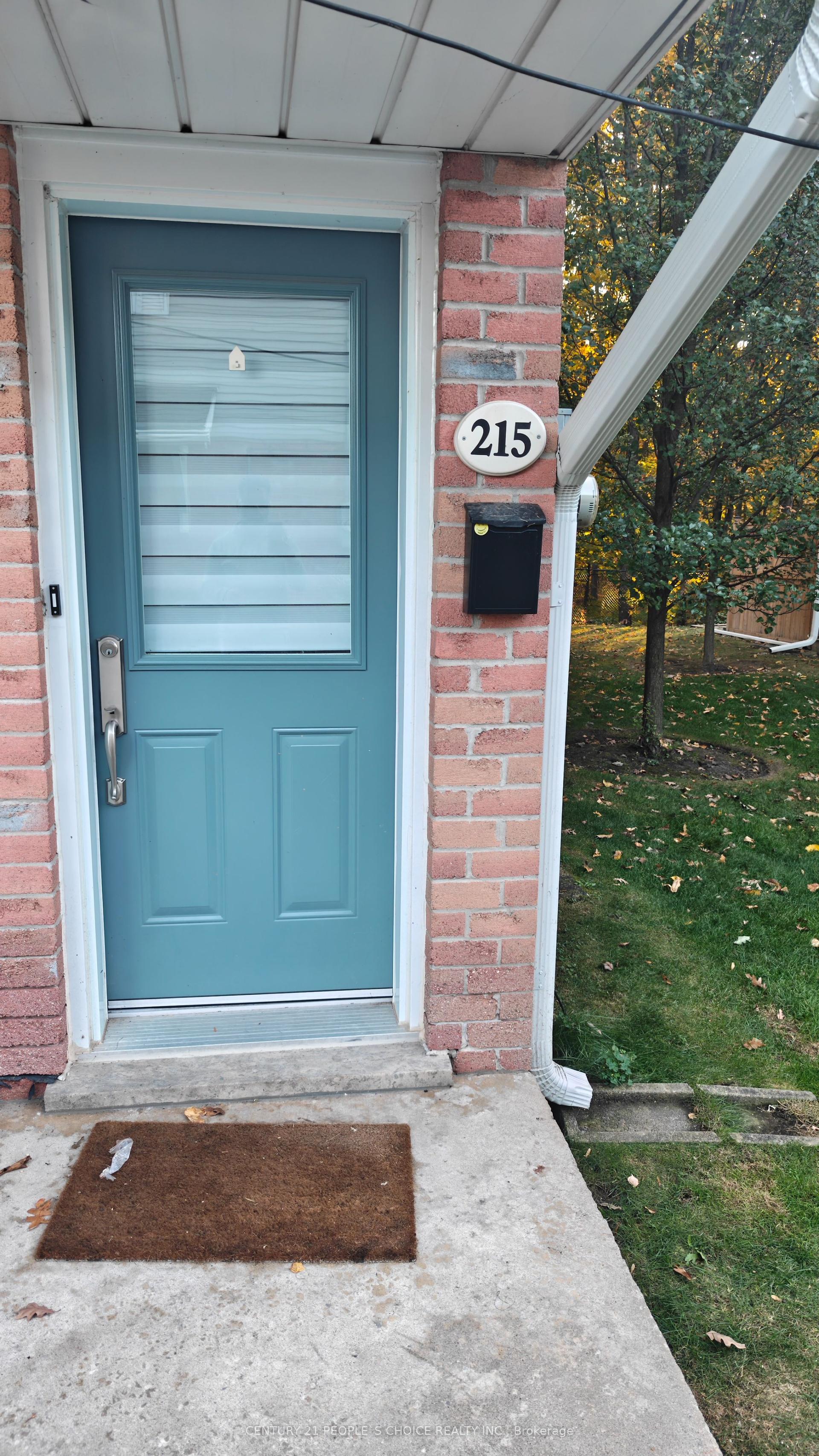 2110 Cleaver Avenue 215 #215, Burlington — Condo Town for lease, photo 1