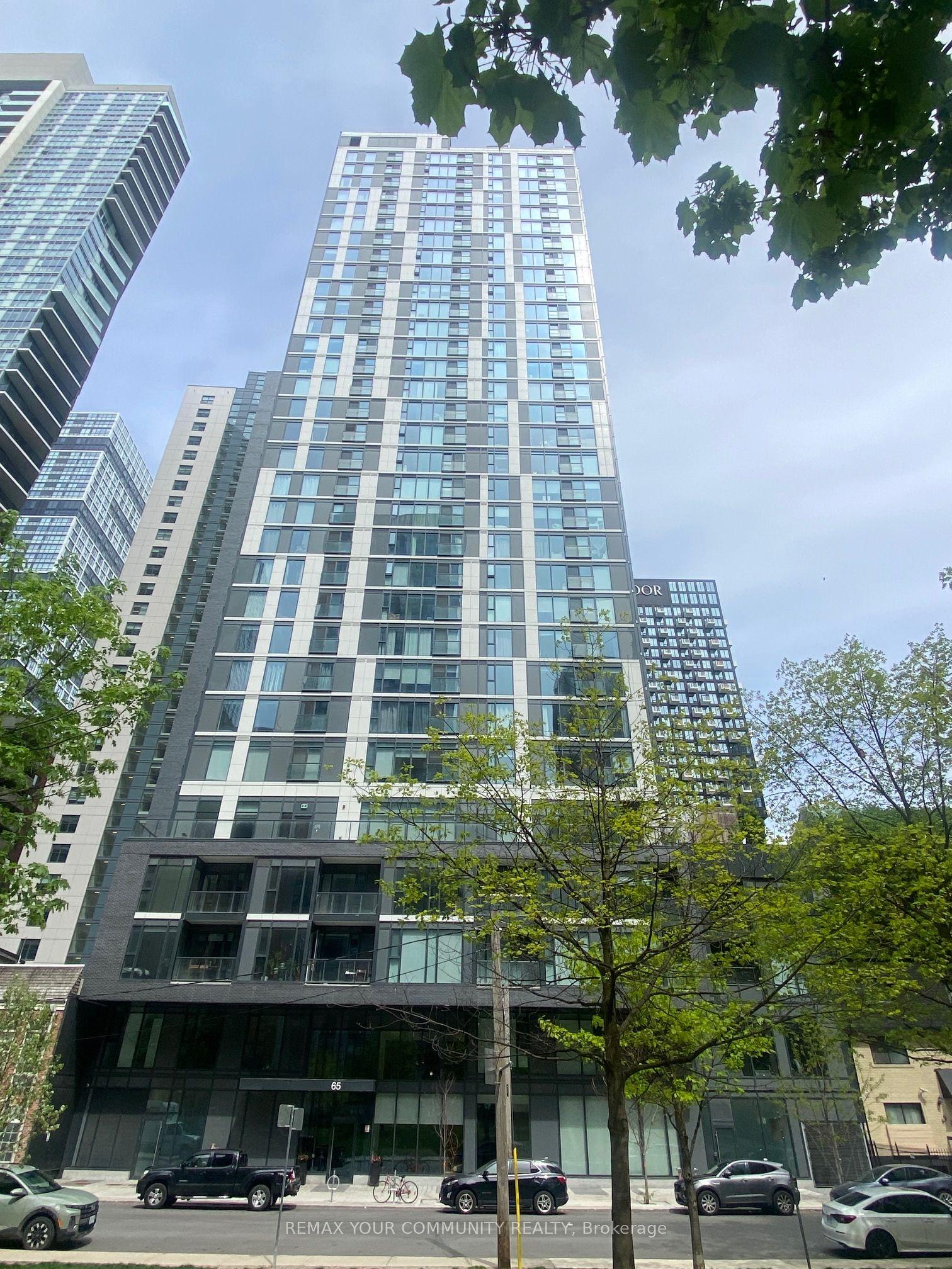 65 Mutual Street 901 #901 — photo 1