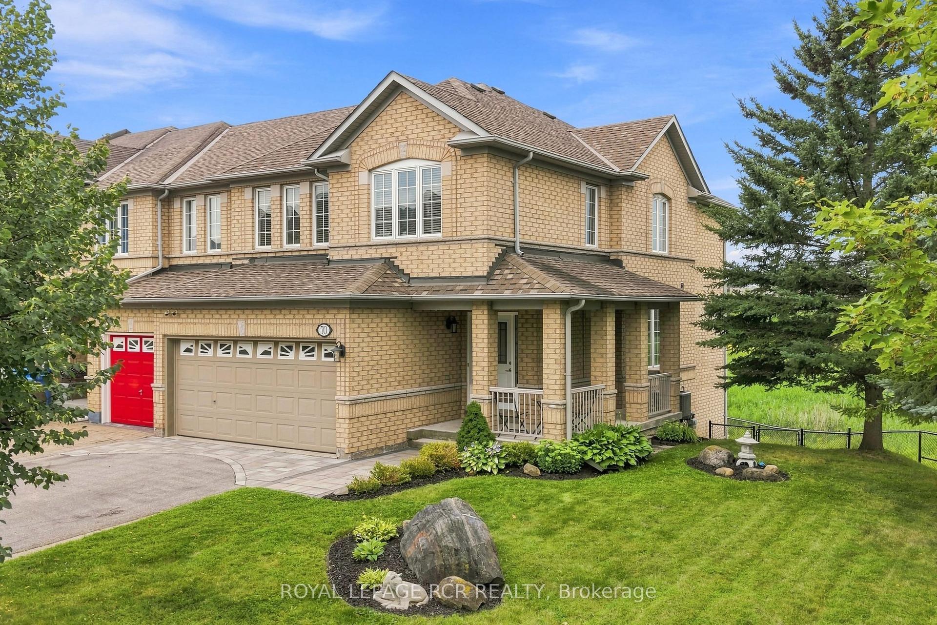 70 Millcliff Circle, Aurora — Townhouse for sale, photo 1