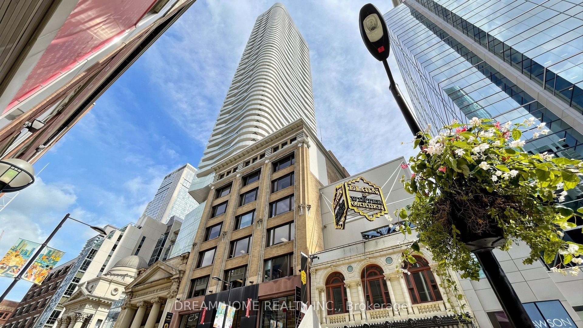 197 YONGE ST Street 1701 #1701, Toronto — Condo for sale, photo 1