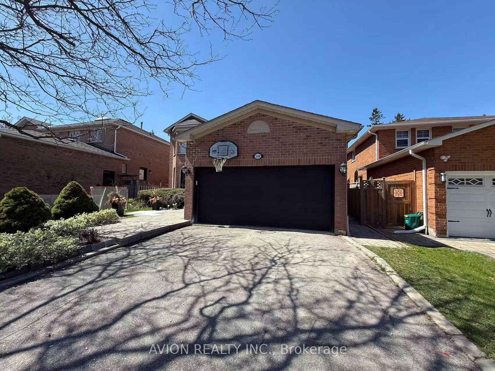 Bsmt 1438 Winterbourne Drive — photo 1
