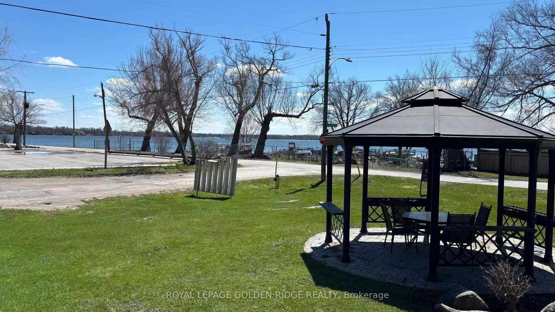 19 Lake Drive N, Georgina — Detached for sale, photo 1
