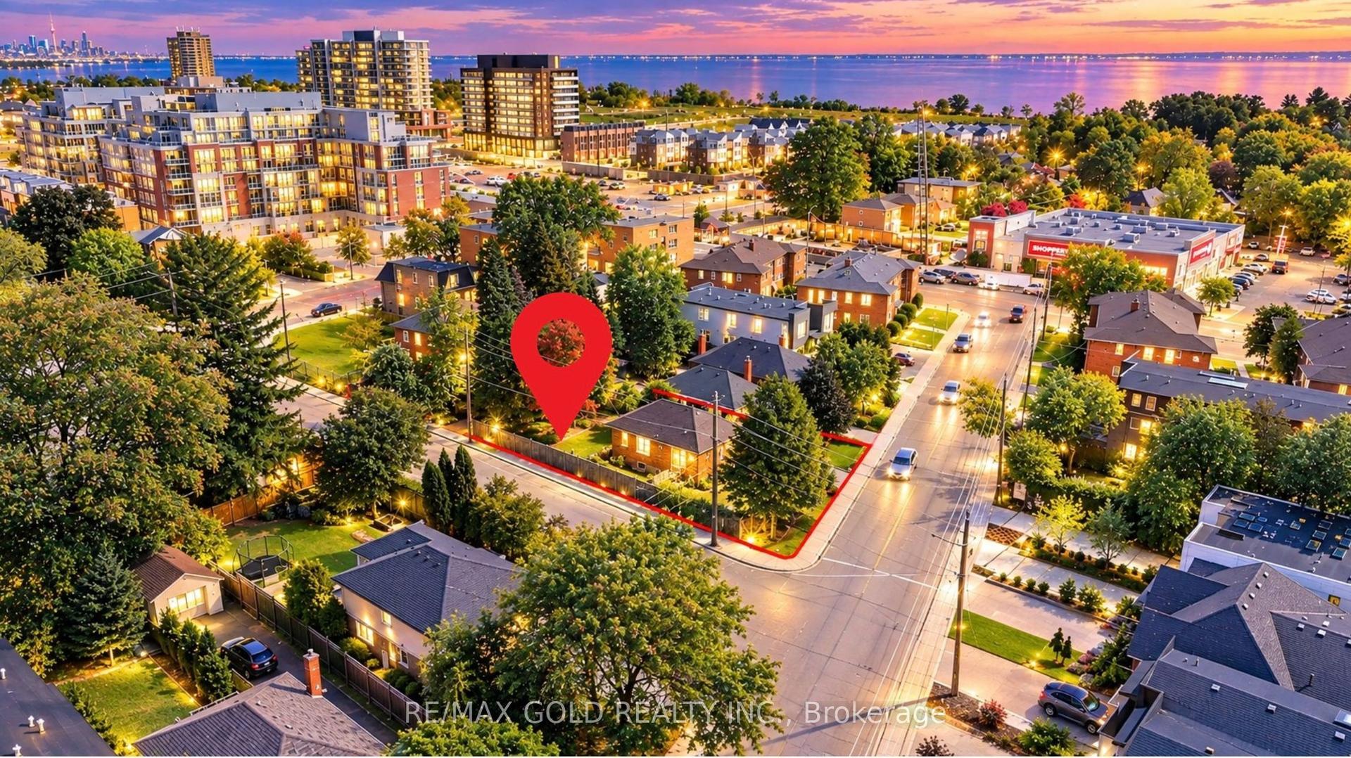11 Pine Avenue N, Mississauga — Detached for sale, photo 1