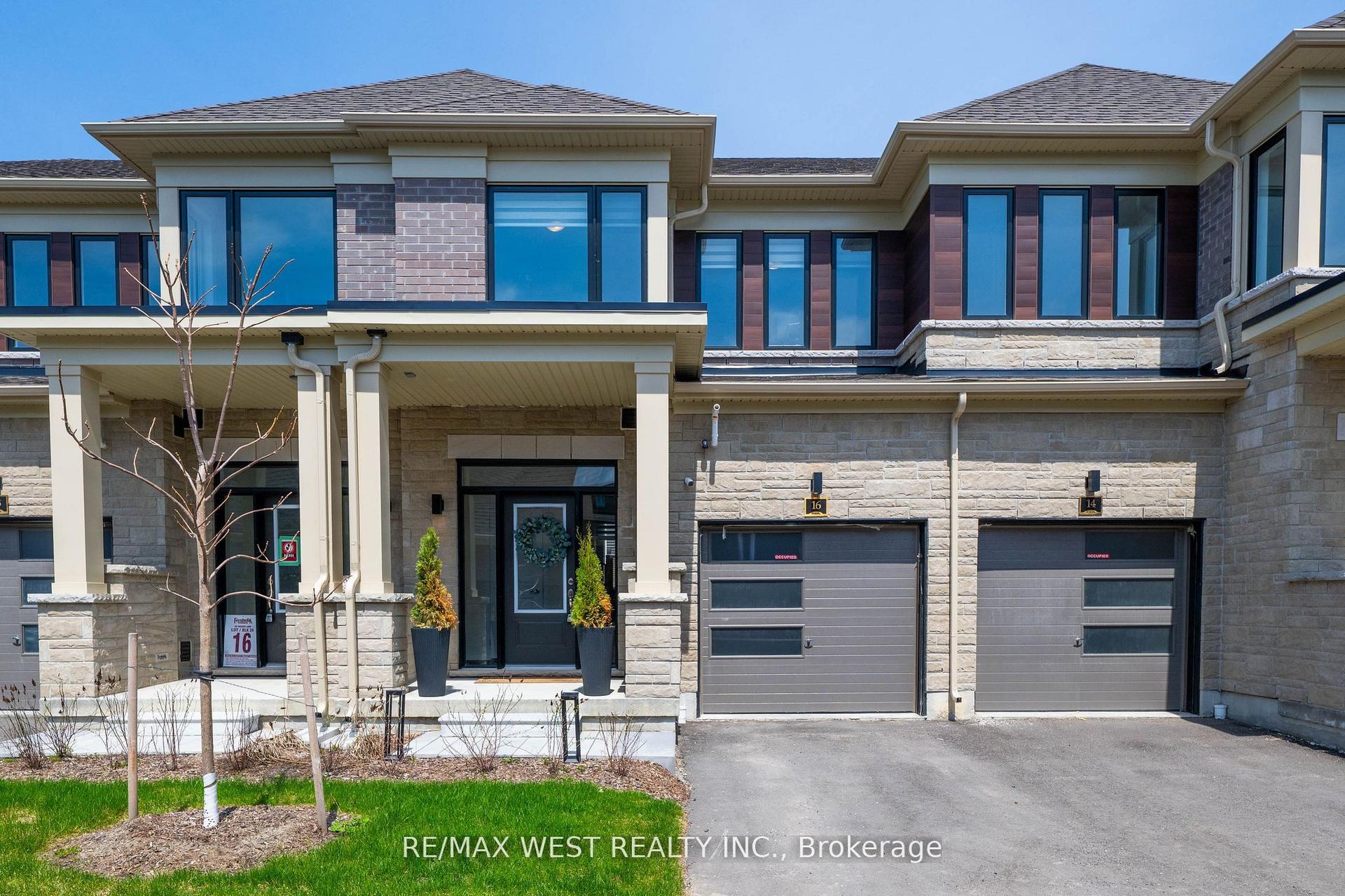 16 Hickey Lane — photo 1