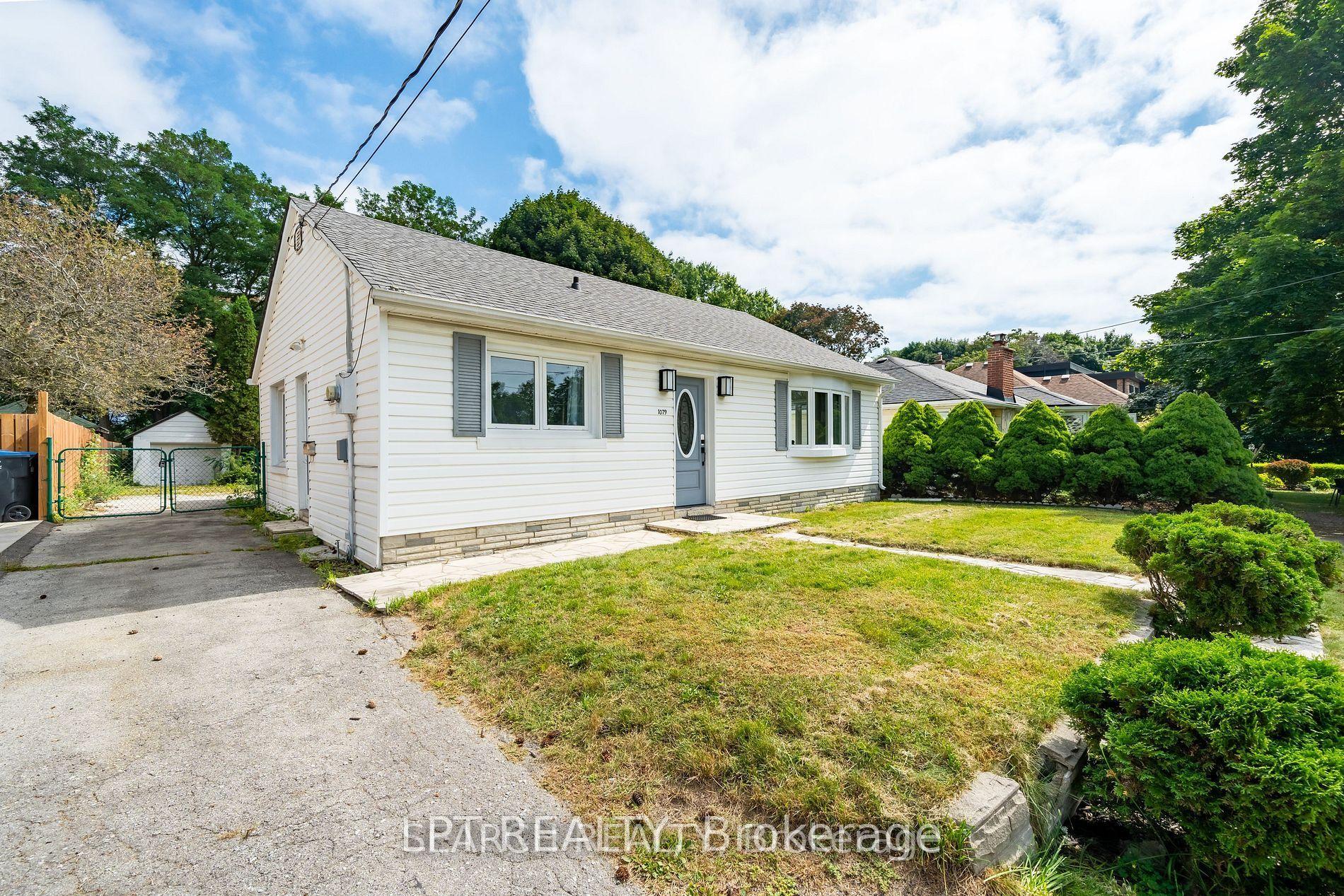 1079 Deta Road, Mississauga — Detached for lease, photo 1