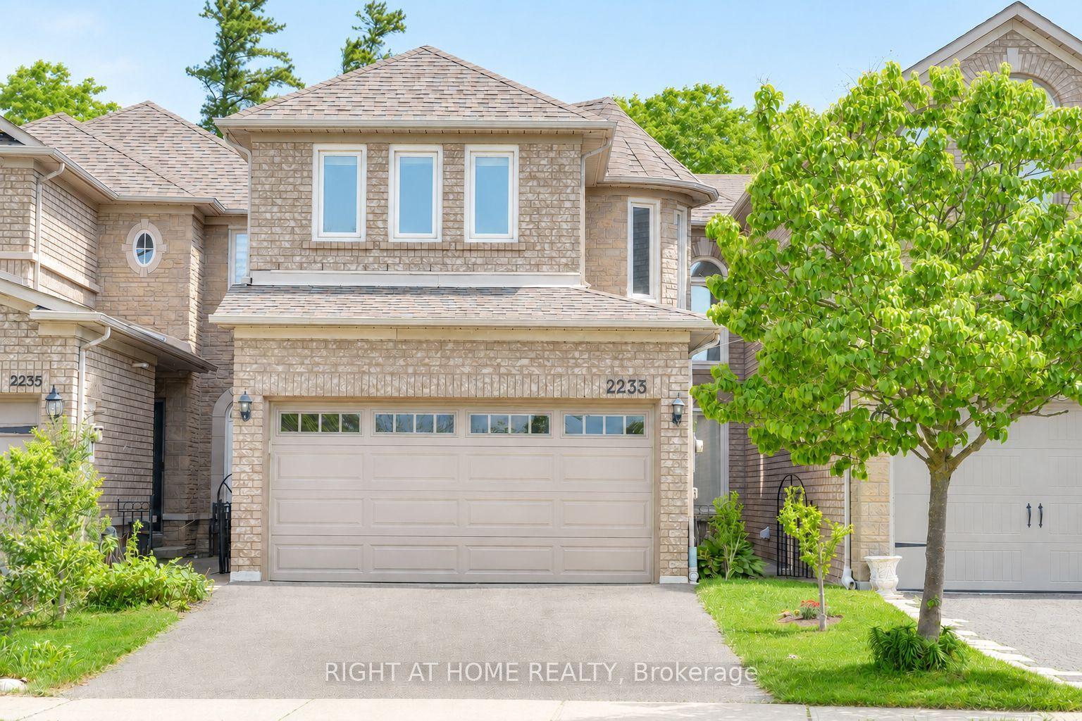 2233 Rockingham Drive — photo 1