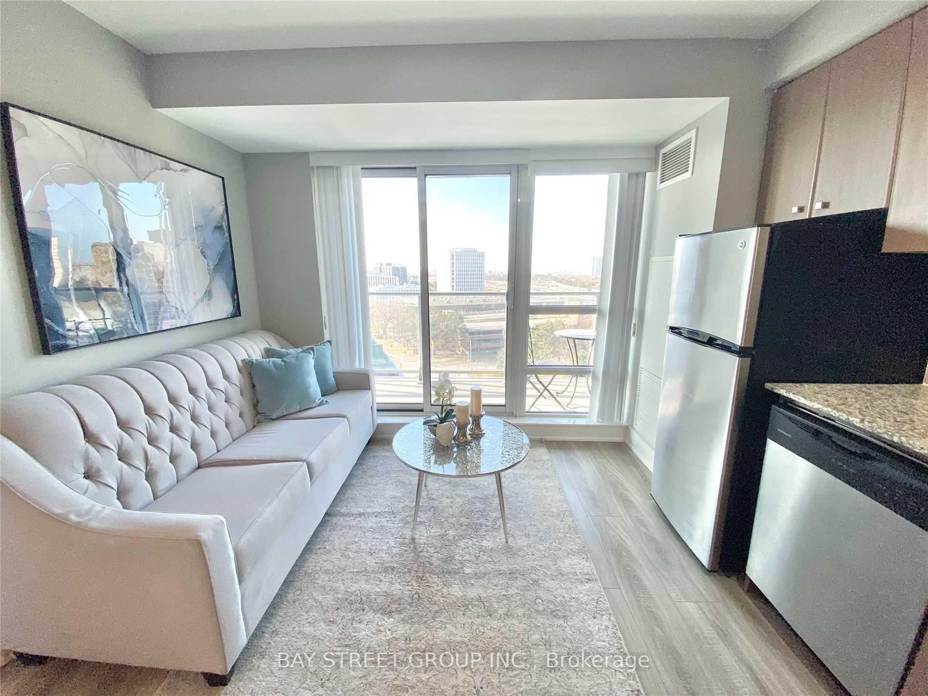 2015 Sheppard Avenue E 801 #801, Toronto — Condo for lease, photo 1