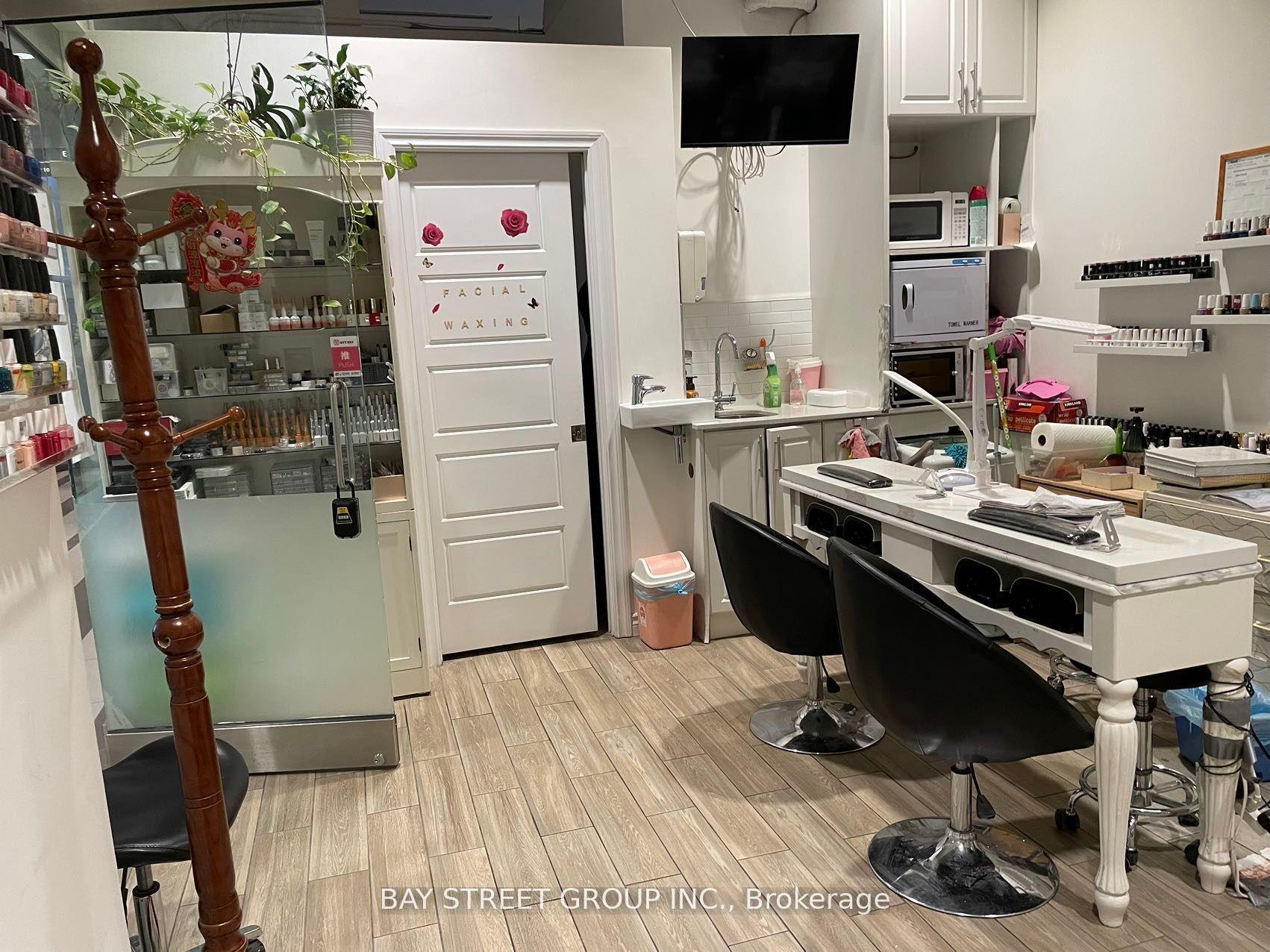 4750 Yonge Street 157 #157, Toronto — Commercial for sale, photo 1