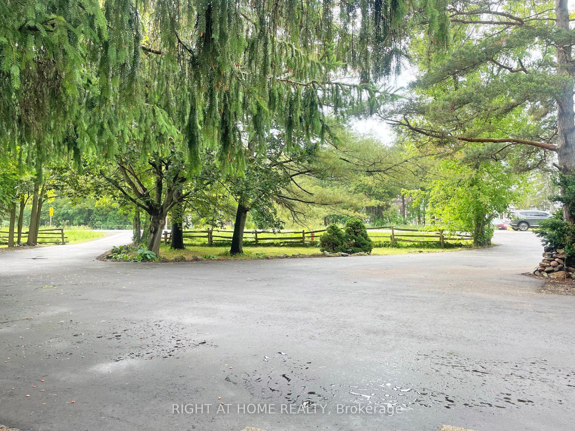7454 Old Church Road — photo 1