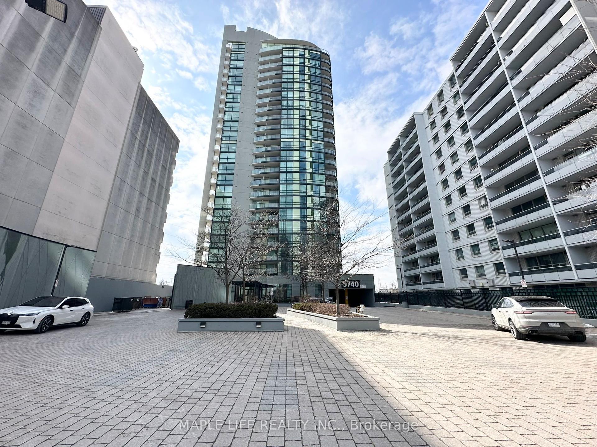 5740 Yonge Street 702 #702 — photo 1
