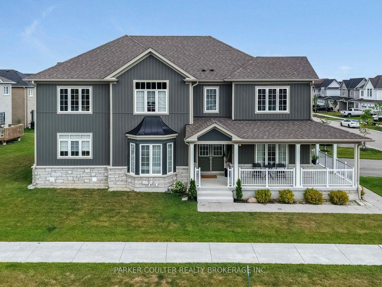 202 Clipper Drive, Clearview — Detached for sale, photo 1