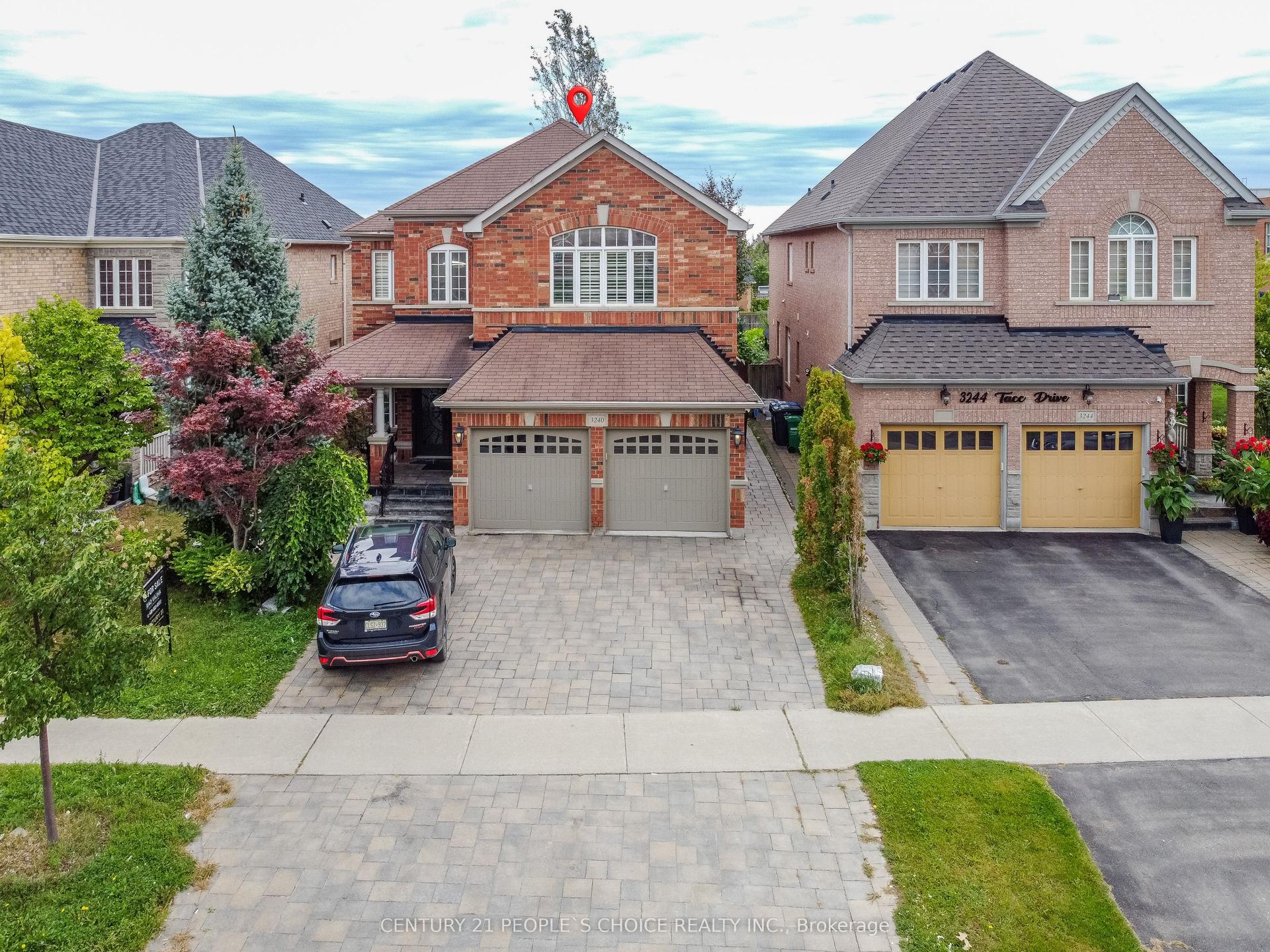 3240 Tacc Drive, Mississauga — Detached for sale, photo 1