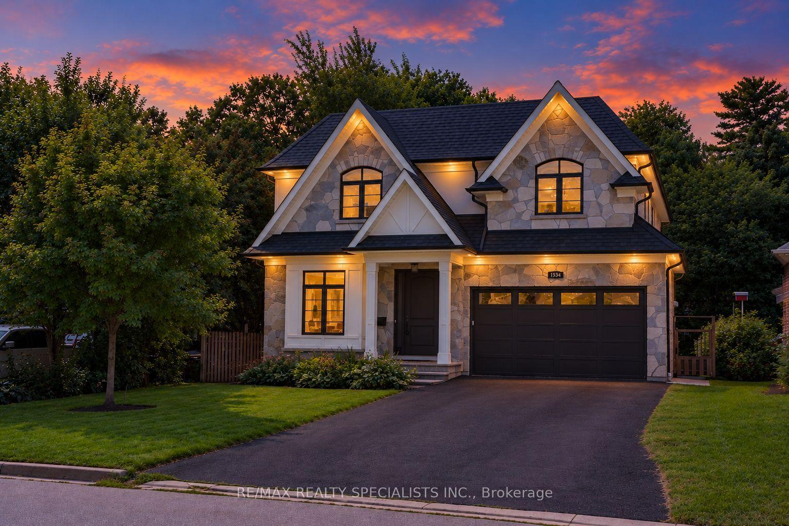 1534 Trotwood Avenue, Mississauga — Detached for sale, photo 1
