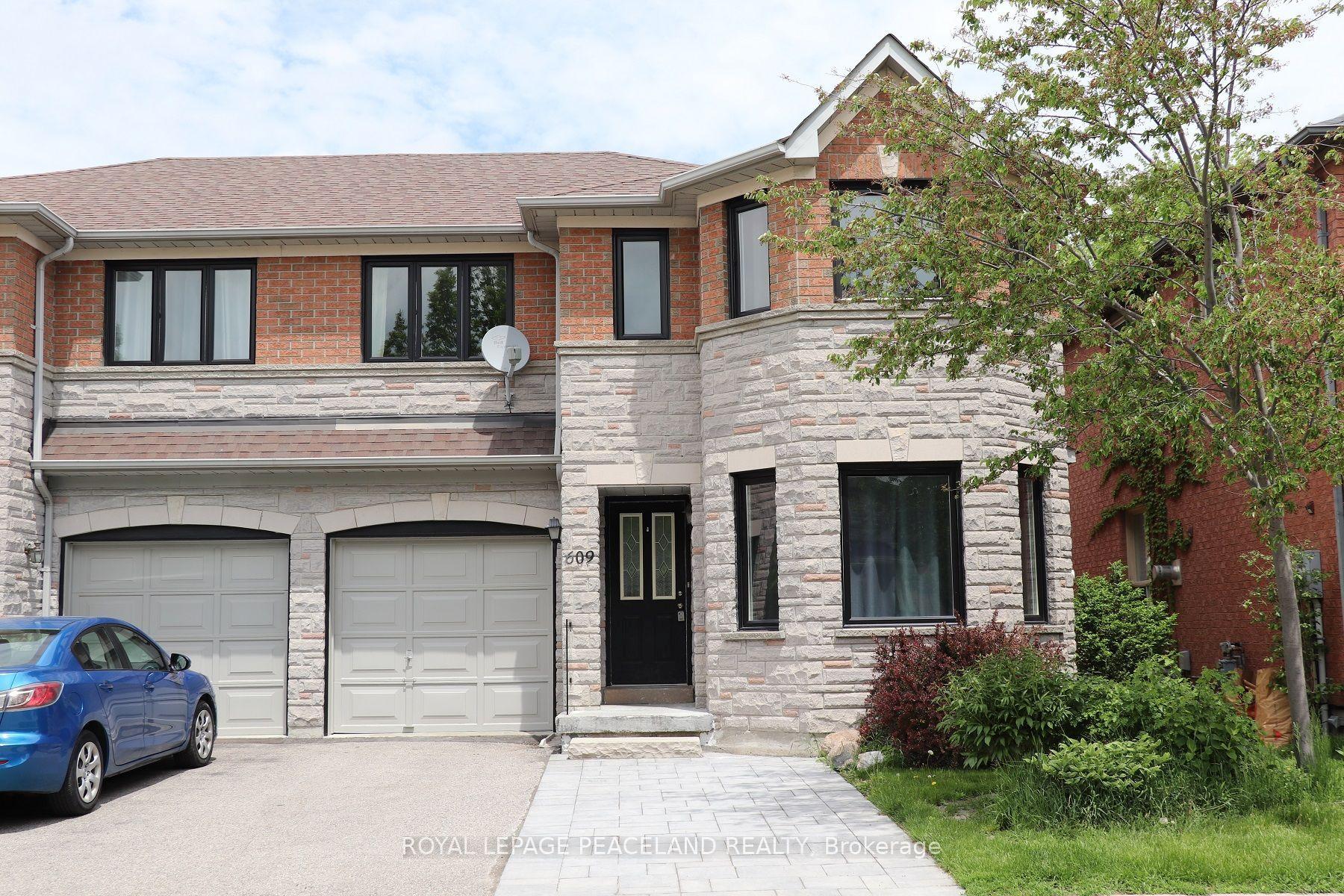 609 Walpole Crescent, Newmarket — Semi-Detached for lease, photo 1